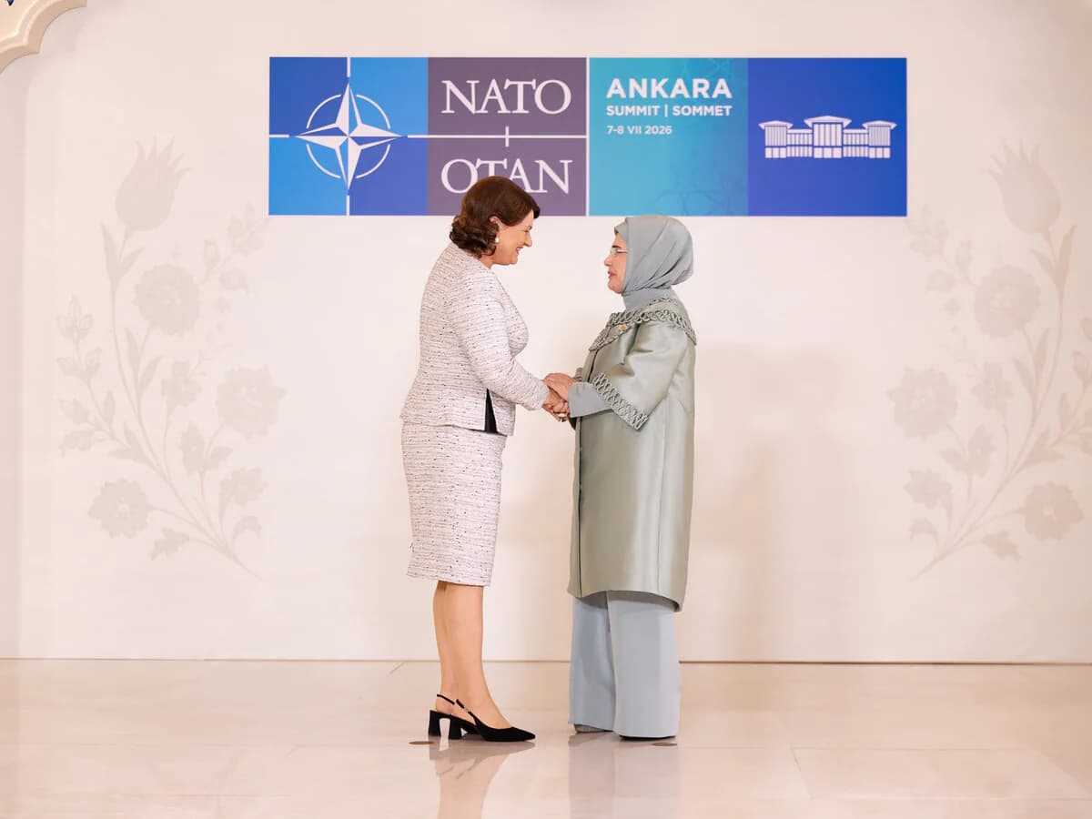 Nausėdienė: valstybių vadovų sutuoktiniai gali atlikti svarbų vaidmenį telkiant visuomenę