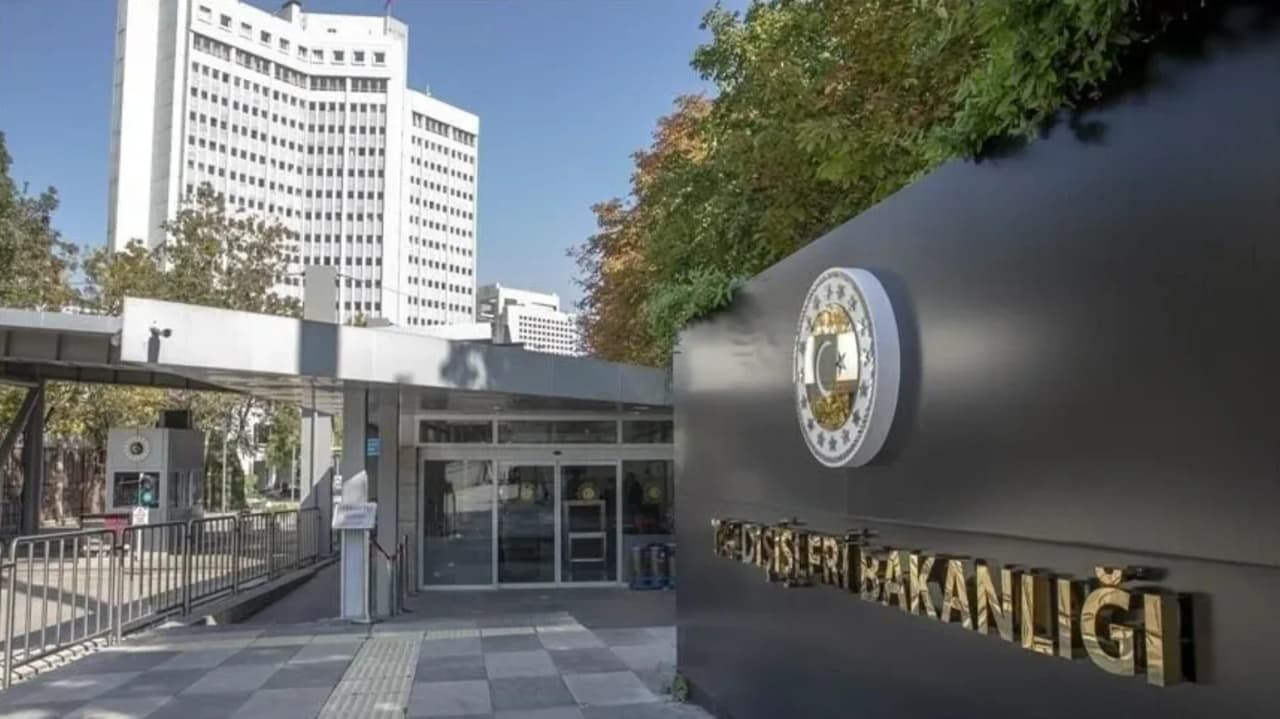Po atakų prieš turkų laivus Turkija iškvietė Ukrainos ambasadorių – NATO viešos reakcijos kol kas nėra