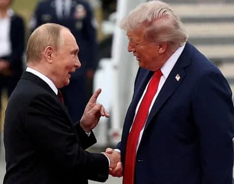 Trump šiltai pasveikino Putiną su gimtadieniu