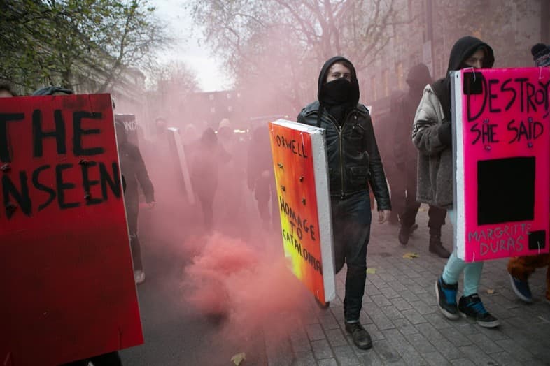 Studentų protesto Londone akimirka