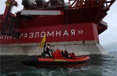 Rusija panaikino „Greenpeace“ aktyvistams kaltinimus piratavimu