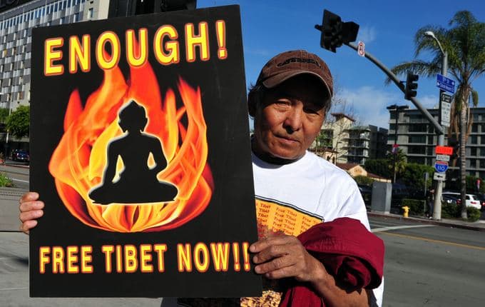 Tibetas miršta – gelbėkime Tibetą!