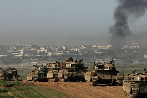 „Hamas“ raketos pasiekė Jeruzalę, Izraelio tankai - Gazą