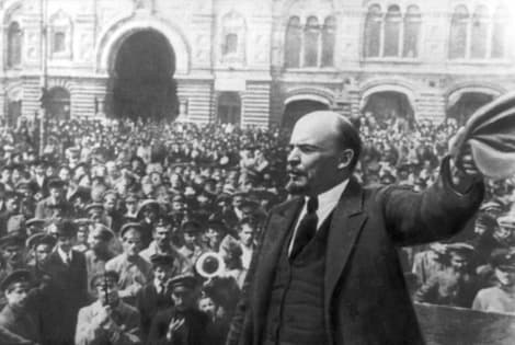 "Iš visų menų mus svarbiausias yra kinas", - kažkada teisingai yra pasakęs proletarų vadas Vladimiras Iljyičius Leninas. Kaip pasakė, taip ir buvo. Nepriklausomoje Lietuvoje iš visų menų svarbiausias yra pinigas. Ir visai nesvarbu kokiu būdu jis išgaunama