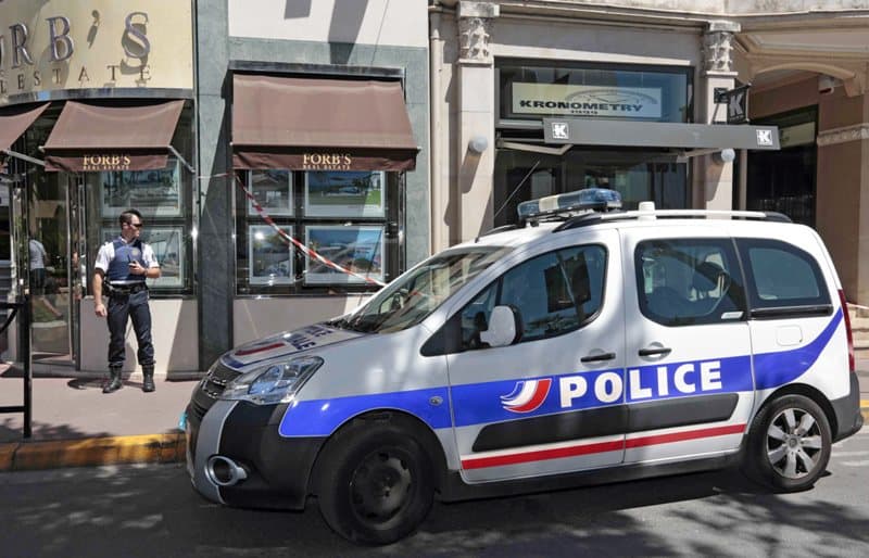 Kanuose apvogta prabangių laikrodžių parduotuvė. EPA-ELTA nuotr.
