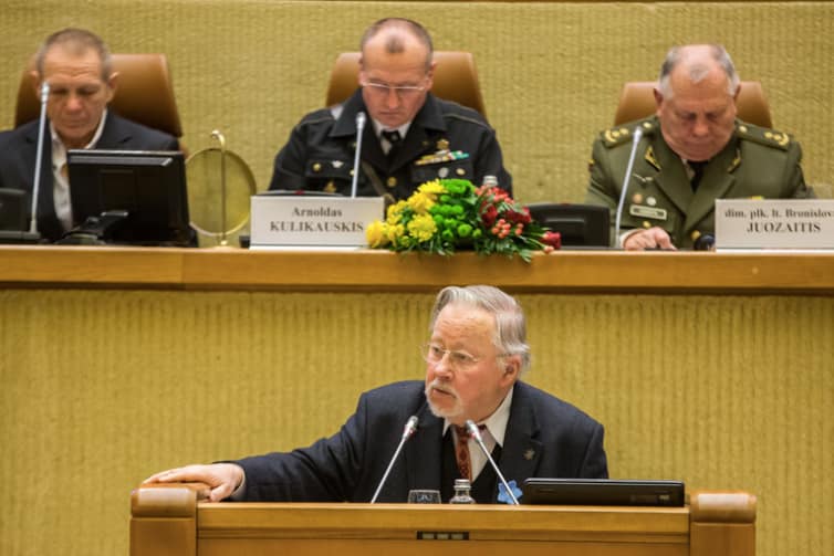 Konservatorius V. Landsbergis sako kalbą Laisvės gynėjų susitikime. Nuotr. lrs.lt