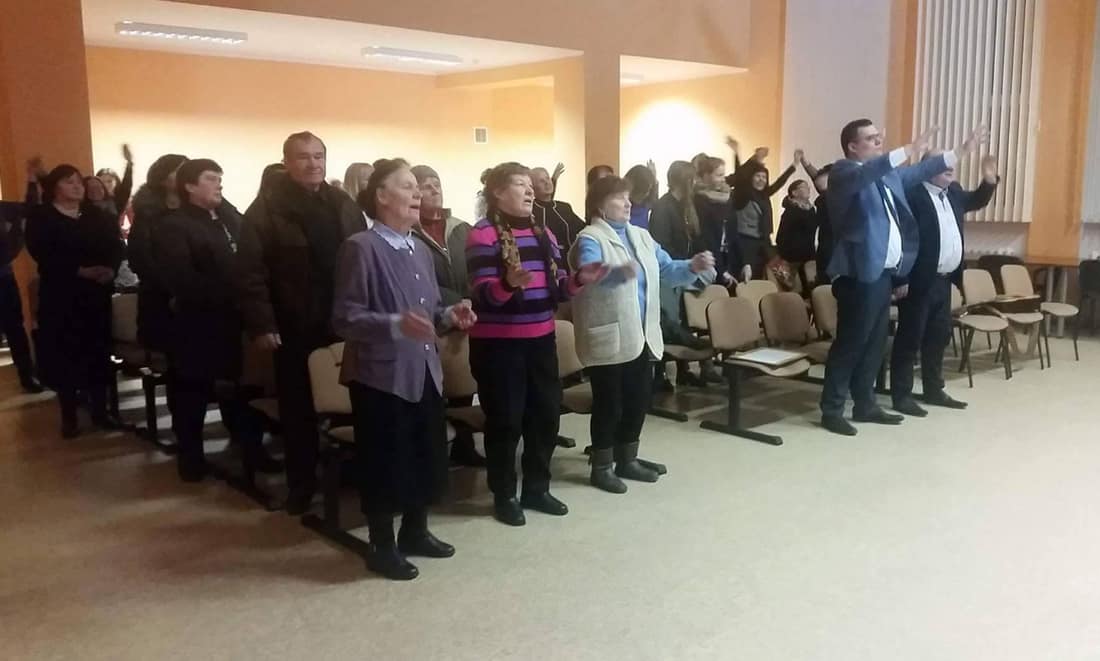 Konservatorius L. Kasčiūnas (antras iš dešinės). Nuotr. facebook.com
