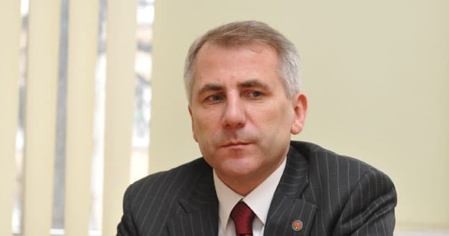 Nebūtų visiškai netikėtas ir staigus Vygaudo Ušacko sugrįžimas. Tai reikštų, kad jo kampaniją palaimino tam tikras europinio politinio elito sluoksnis, o sykiu ir kai kurie vietiniai oligarchai. Nuotr. ve.lt