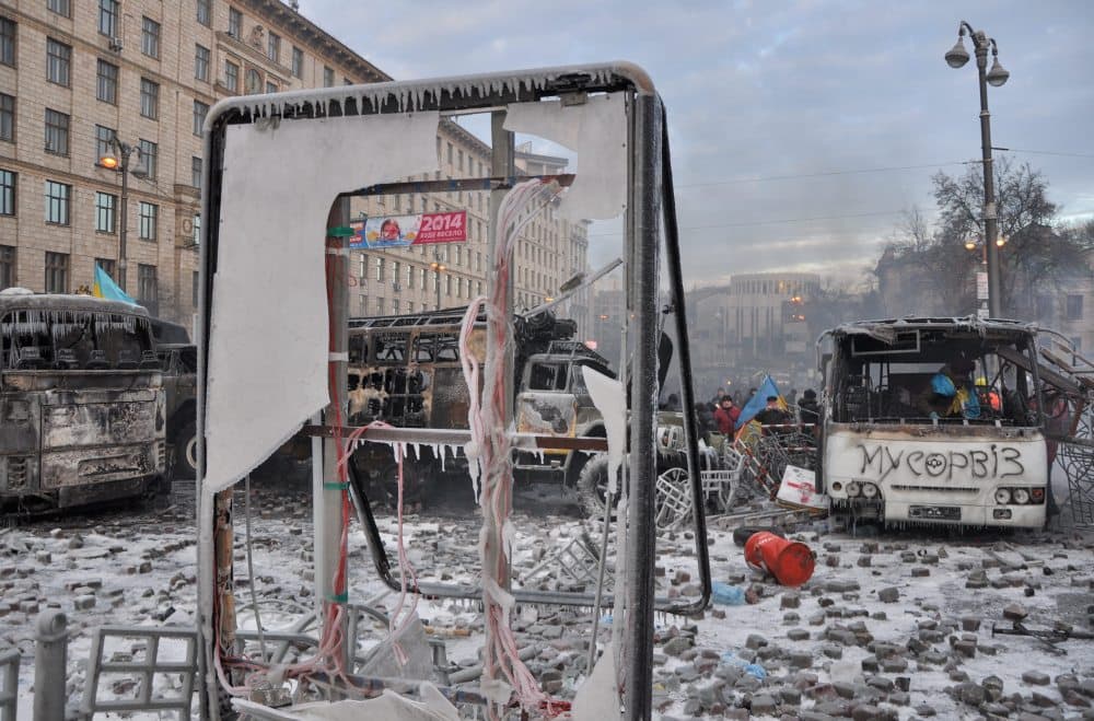 Kijeve tęsiasi opozicijos protestuotojų ir milicijos susirėmimai. EPA-Eltos nuotr.