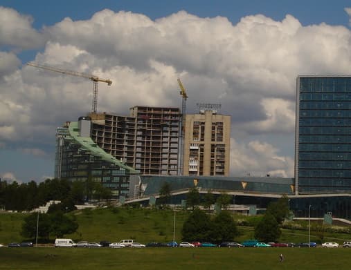 Įstatymo pataisomis žada sumažinti pastatų vaiduoklių
