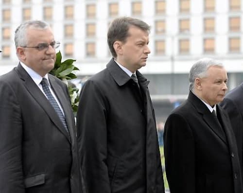 Adam Lipiński, Mariusz Błaszczak ir Jarosław Kaczyński. Nuotr. iš „wiadomosci.gazeta.pl“