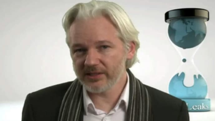 Julianas Paulas Assange‘as įspėjo, kad išvengti visuotinio sekimo labai sudėtinga, nes žvalgybos agentūros savo rankose laiko visas kortas, kontroliuoja visas vyriausybes