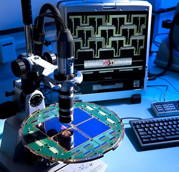 Teleskopas BICEP2, aptikęs seniausią iki šiol užfiksuotą šviesos blyksnį visatoje, nusikėlė į itin tolimus laikus – vos 380 000 metų nuo Didžiojo sprogimo