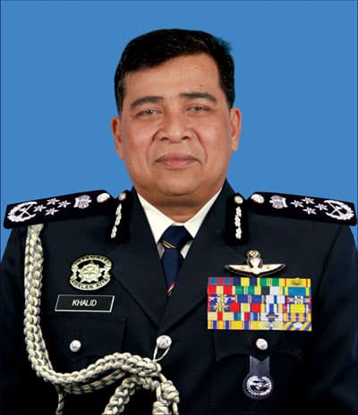 Malaizijos karališkosios policijos vadas Tan Sri Dato‘ Sri Khalidas bin Abu Bakaras pareiškė, kad be žinios Indijos vandenyne dingusio lėktuvo MH370 paslaptis nebus atskleista