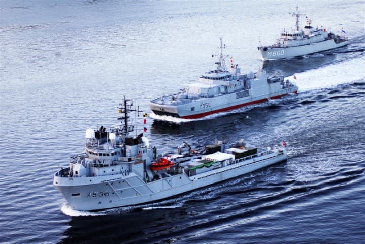 Gegužės 1 d. vakarą su planuotu vizitu į Klaipėdą atplaukė penki NATO laivai, priskirti NATO nuolatinės parengties priešmininės kovos jūroje grupei 1 (SNMCMG1). KAM nuotr.