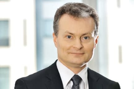 Gitanas Nausėda siūlo atsikratyti požiūrio, kad viskas Lietuvoje blogai, nes iš šono žiūrint ir nedalyvaujant, blogybės gali tęstis. Nuotr. ekspresas.co.uk
