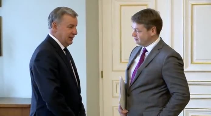 Prezidentės vyr. patarėjas N. Udrėnas papasakojo apie šalies susisiekimo reikalus