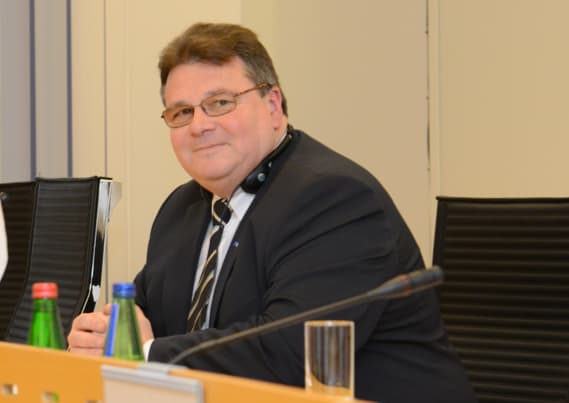 L. Linkevičius: „Tikrai metas paskelbti ginklų embargą“