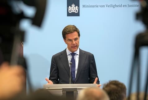V. Putinas žadėjo savo visišką bendradarbiavimą Nyderlandų premjerui M. Rutte