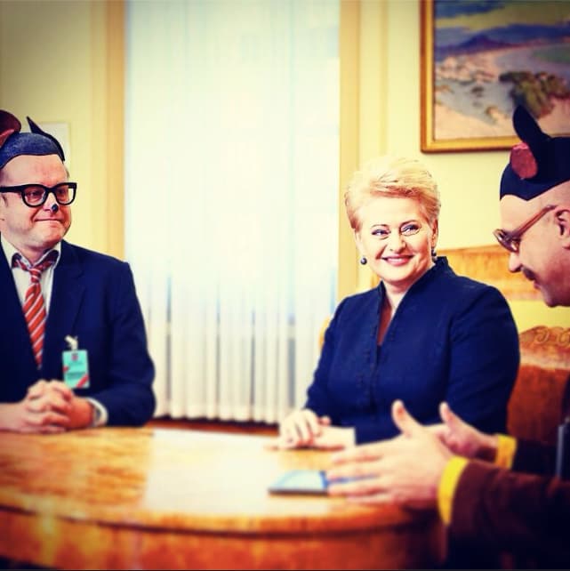 Prezidentę aplankė televizijos personažai