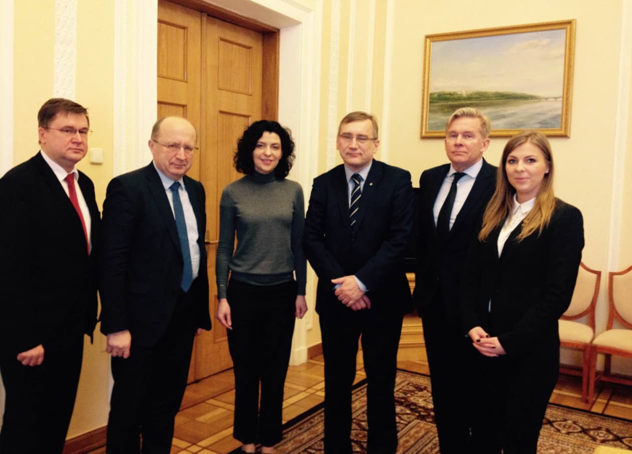 Ukraina kovoja ir sparčiai reformuojasi