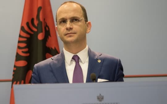 Albanijos užsienio reikalų ministras: „Balkanai neturi tapti Rusijos „smėlio dėže“