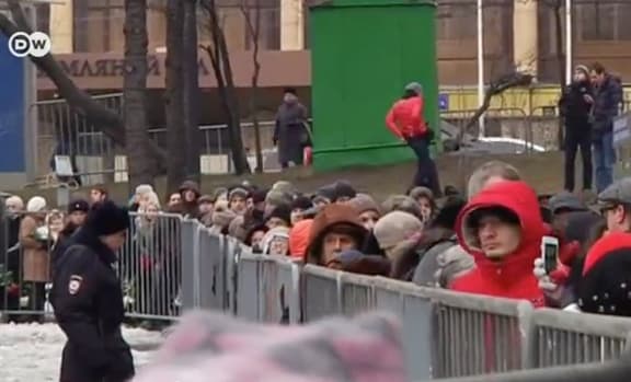 Deutsche Welle: Nemcovo laidotuvės – kas atėjo atsisveikinti su opozicionieriumi?