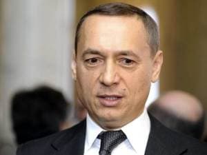 Šveicarijos valdžia areštavo 30 milijonų frankų Rados deputato sąskaitoje