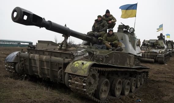 JAV Kongresas dar kartą kviečia Obamą tiekti ginkluotę Ukrainai