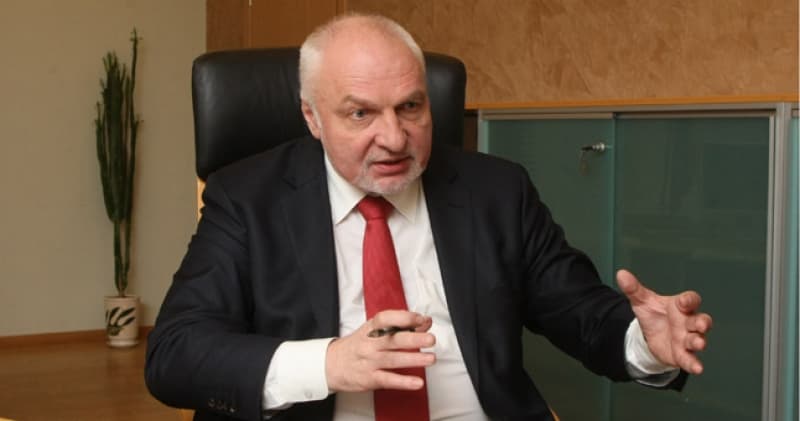 V. Mazuronio įsitikinimu, mokestis už plastikinius maišelius gali būti geras problemos sprendimas, tačiau jokiais būdais negalima taikyti užslėptų mokesčių už jų naudojimą, kurie būtų įskaičiuojami į produkto kainą