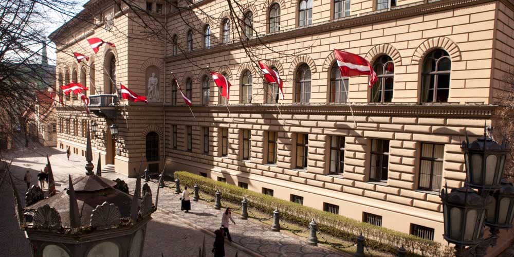 Latvijos Parlamentas. Šaltinis - http://saeima.lv.