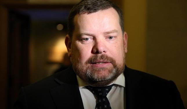 Rytų Europos Politinių tyrimų centro direktoriaus Andžio Kudoro nuomone, gegužės 9-osios fejerverką Rygoje finansavo Maskva.