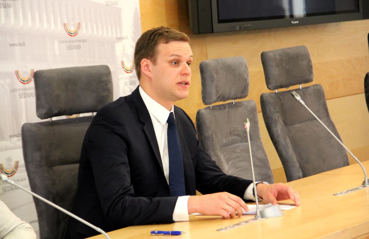 G. Landsbergis įvertino Vyriausybės ataskaitą: lėtėja ekonomikos augimas, mažėja eksporto srautas, stoja investicijos