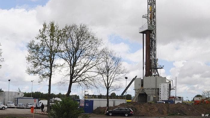 Koncernas „Shell“ svarsto nutraukti „skalūninį“ projektą Ukrainoje