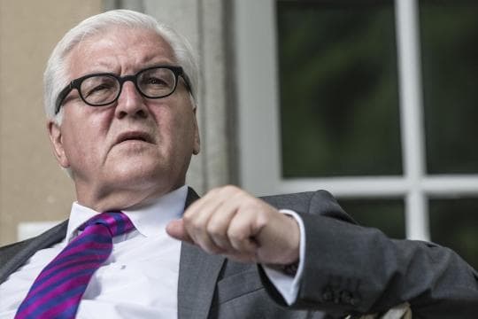 Vokietijos užsienio reikalų ministras Frankas Valteris Štainmejeris sako, kad su Maskva atkurti draugiškus santykius pageidautina.