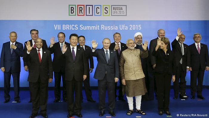 Šanchajuje pradėjo veiklą Naujasis BRICS vystymo bankas