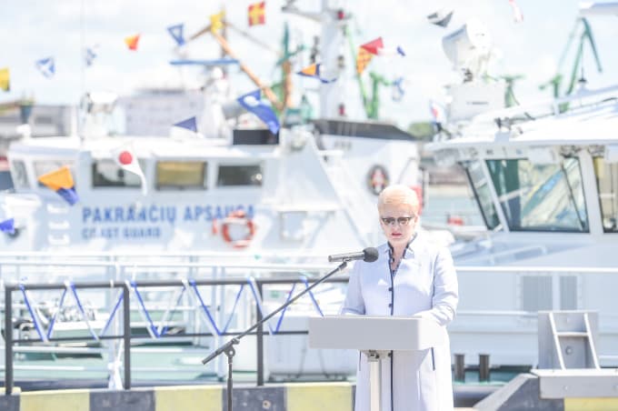 Prezidentė pakrikštijo „Aleksandrą Barauską“