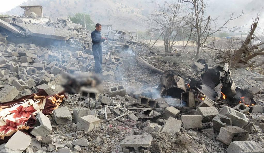 Turkija toliau bombarduoja Irako Kurdistaną