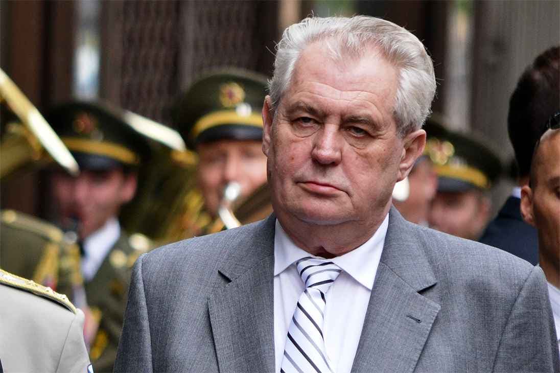 Pasak Čekijos prezidento Milošo Zemano, JAV noras „atstatyti tvarką“ Libijoje ir Sirijoje baigėsi tik konfliktais abiejose šalyse eskalavimu ir teroristinių organizacijų iškilimu, dėl šių dalykų prasidėjo migracija.