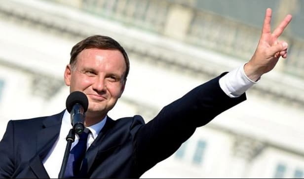 A. Duda: derybose dėl Donbaso turi dalyvauti Ukrainos kaimynai