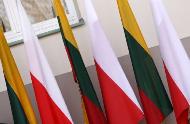 Tualetinio popieriaus, kečupo ir konservuotų pomidorų Lietuvoje galima nusipirkti žymiai pigiau negu Lenkijoje