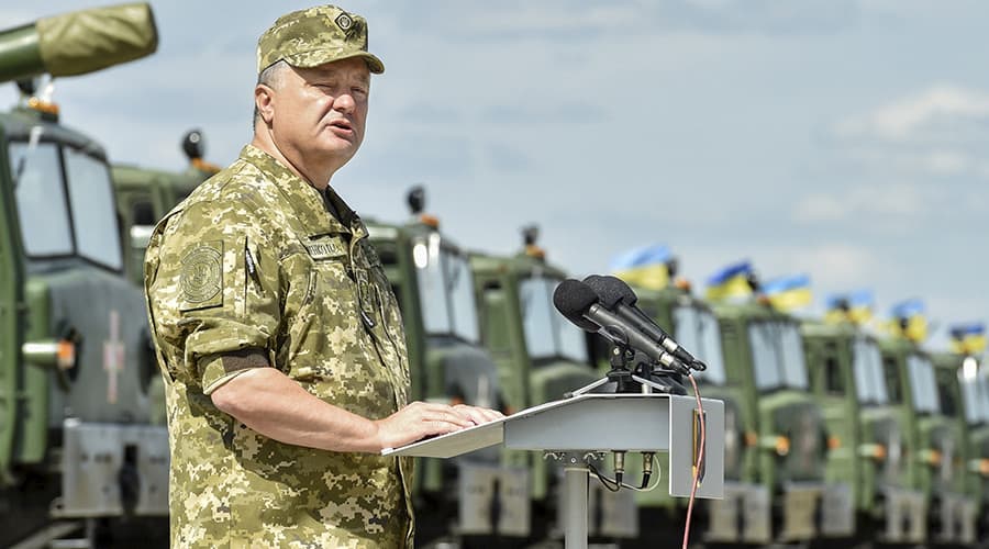 P. Porošenka: „Tuščiagalviško pacifizmo laikai baigėsi“