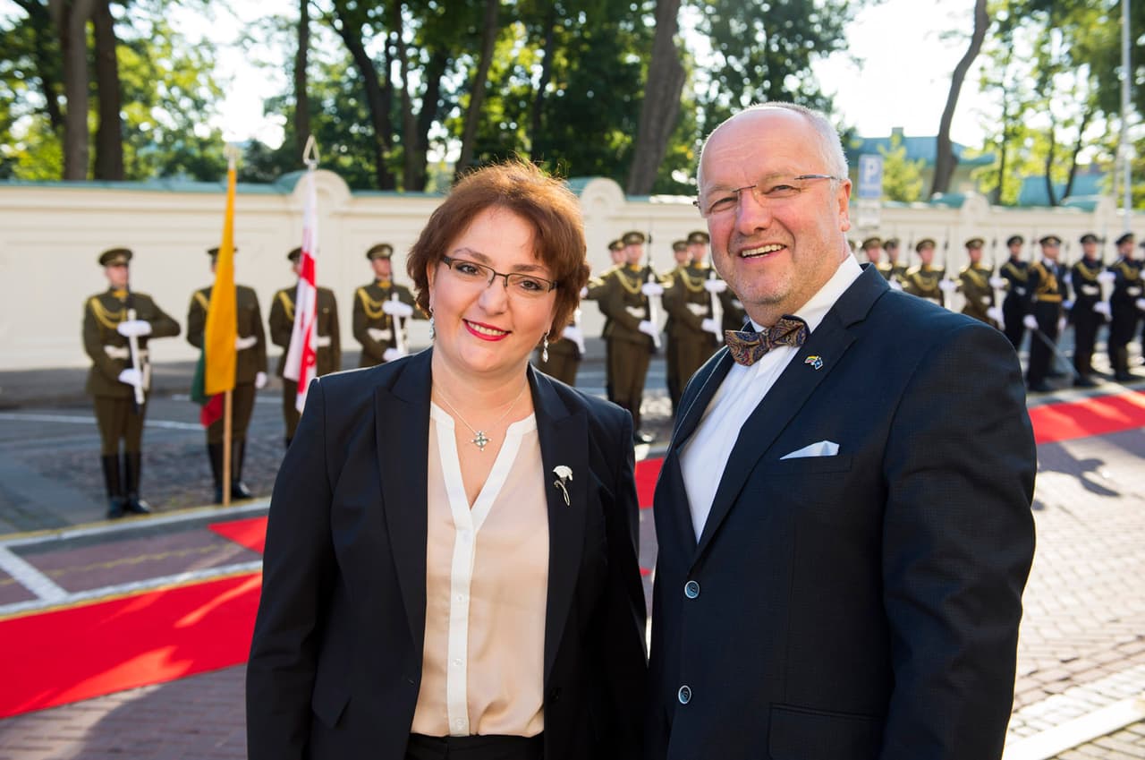 Tinatin Khidašeli ir Juozas Olekas. KAM nuotr.