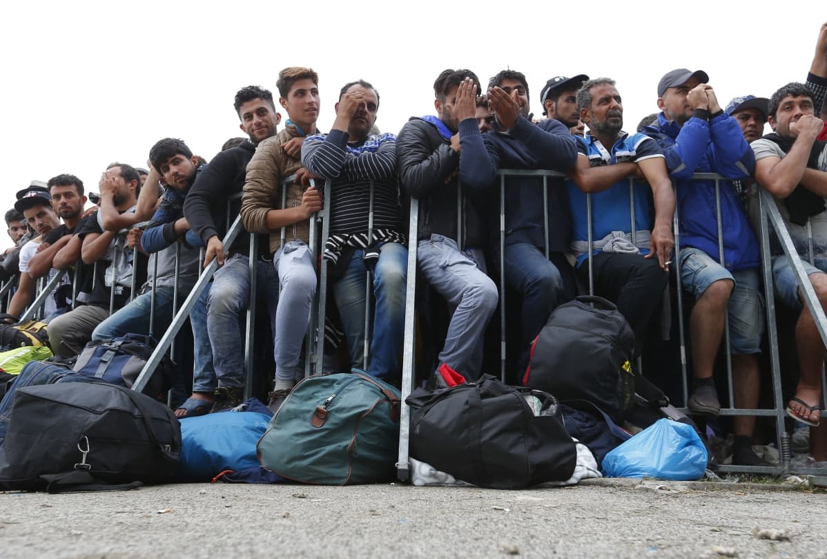 Šį kartą strategai „prasistrategavo“, nes nelegalių imigrantų klausimas jau palietė ir pasiekė kiekvieno mūsų pasąmonę