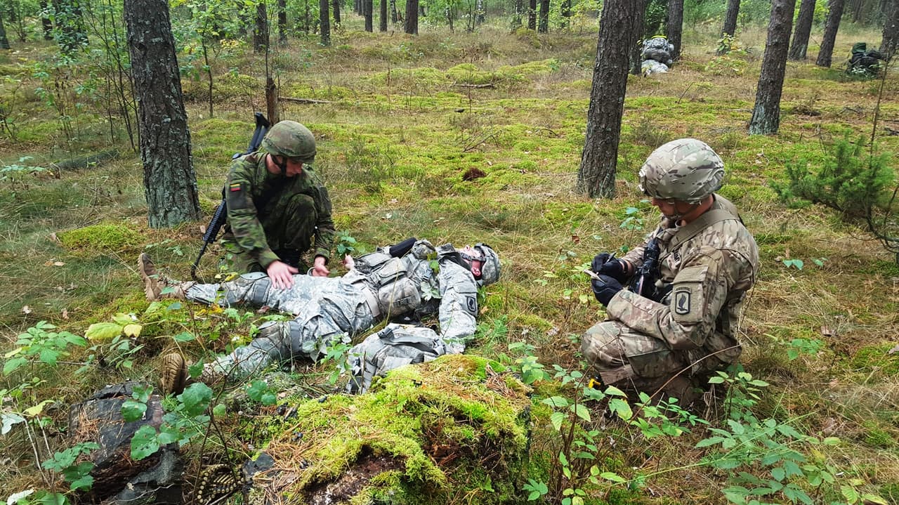 Nuotraukų autoriai: kpt. Irmantas Genevičius ir 2nd ltn Alex Cansler.