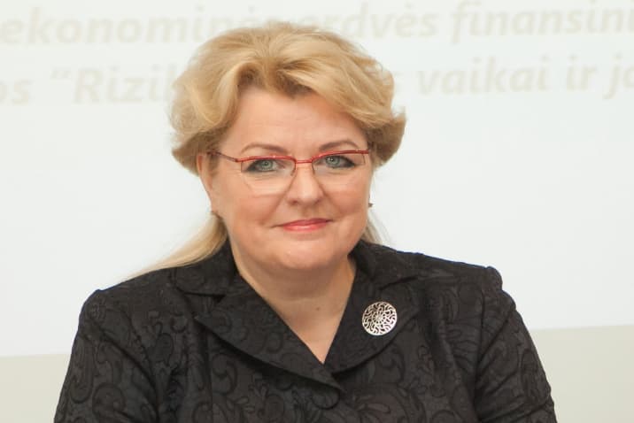 Ministrės A. Pabedinskienės veiklos prioritetas – rūpintis pačiais pažeidžiamiausiais visuomenės nariais