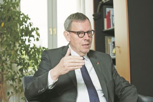 R. E. Šutė: Ar buvo galima juos sulaikyti jėga, nušauti prie sienos?