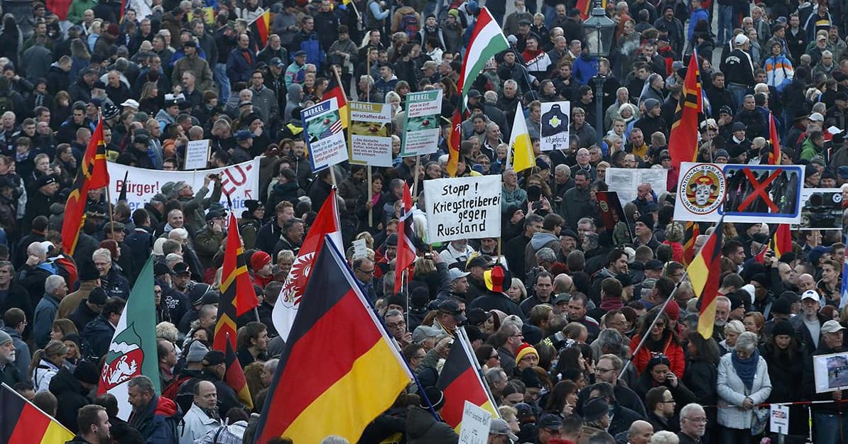 Dresdenas: „Pegidos“ šalininkų ir priešininkų riaušės