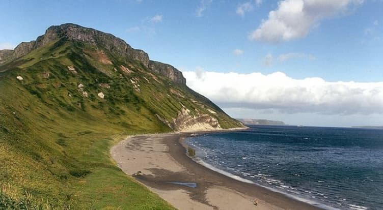 Rusija statys naujas karines bazes Kurilų salose ir Arktyje