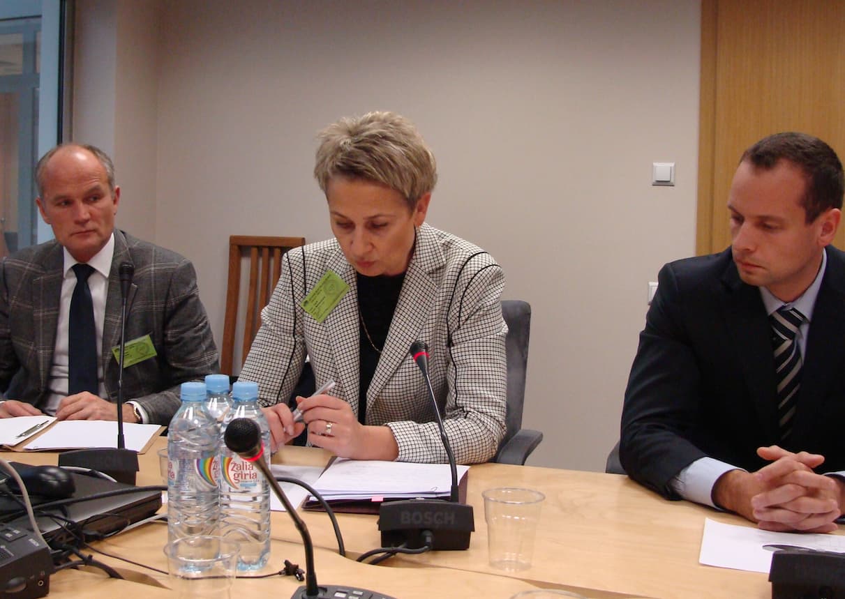 Prokurorai G. Jasaitis, S. Malinauskienė bei Įmonių bankroto valdymo departamento vadovas R. Rekerta. Nuotr. T. Kutirko